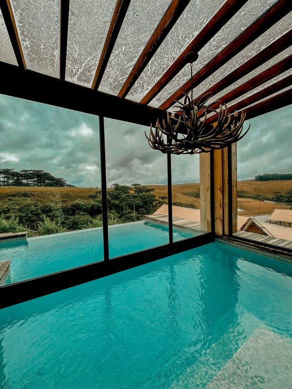 Hospitality interior and pool photography